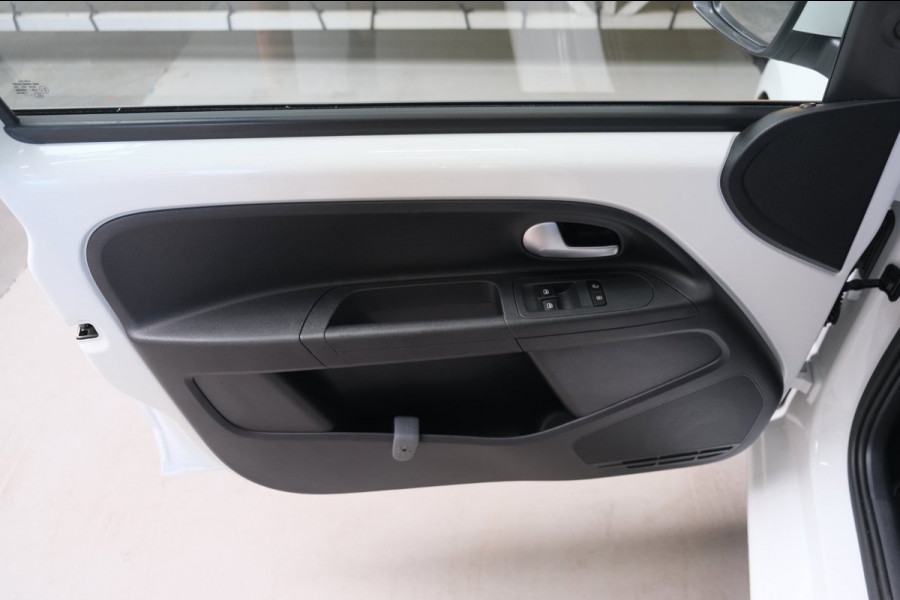 Volkswagen up! 1.0 - N.A.P. Airco, 5 Deurs.
