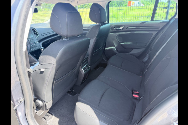 Renault Mégane Estate 1.3 TCe Limited | NAV | CarPlay| NAVI | Cruise Control |