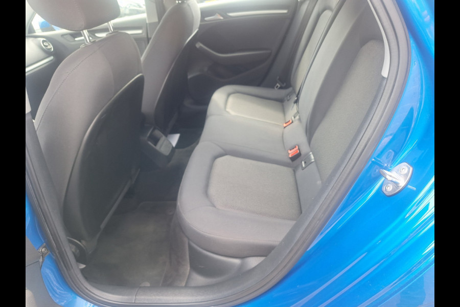 Audi A3 Limousine 1.0 TFSI Automaat PDC, LM Velgen