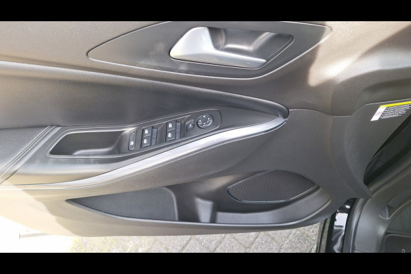 Opel Grandland X 1.2 Turbo Business +/Navigatie/Camera/Cruise/Trekhaak/Enz