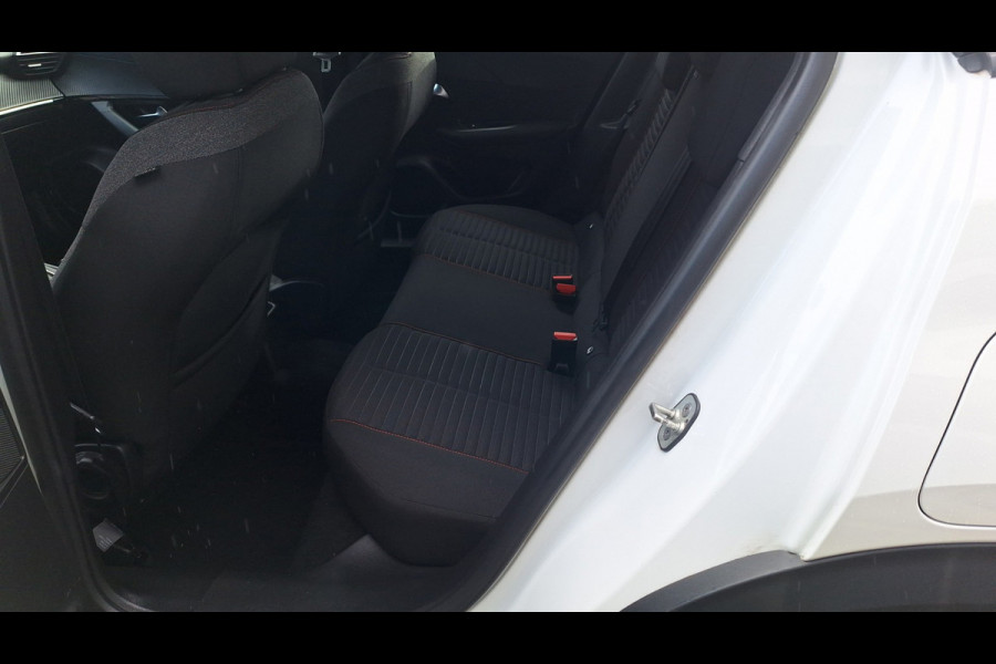 Peugeot 2008 1.2 PureTech Active /Wit Metalic/Navigatie/Pdc A/Cruise/