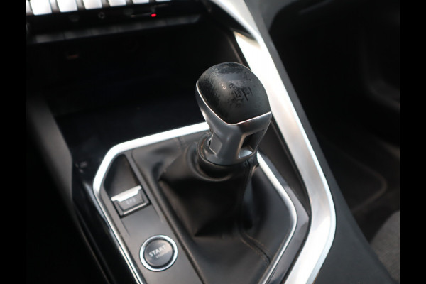 Peugeot 3008 1.2 PureTech Blue Lease Premium Airco / Navi / Trekh / Elekramen / All-season banden / Export