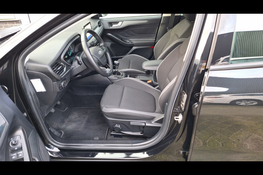 Ford FOCUS Wagon 1.0 EcoBoost Connected/Navigtie/Cruise/Led/Pdc V A/ Nieuwe type/