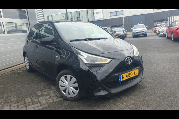 Toyota Aygo 1.0 VVT-i x-fun