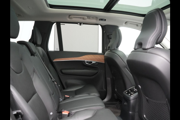 Volvo XC90 T8 Recharge AWD Plus Bright 7 Persoons LONG RANGE PHEV 455pk Dealer O.H. | Panodak | Adaptive Cruise | 360 Camera | Harman / Kardon | Lederen Sportstoelen Memory & Verwarmd | Keyless | Blis | Stuur Verwarmd | Apple Carplay | Navigatie | DAB | Plug In Hybrid |