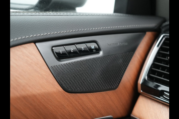Volvo XC90 T8 Recharge AWD Plus Bright 7 Persoons LONG RANGE PHEV 455pk Dealer O.H. | Panodak | Adaptive Cruise | 360 Camera | Harman / Kardon | Lederen Sportstoelen Memory & Verwarmd | Keyless | Blis | Stuur Verwarmd | Apple Carplay | Navigatie | DAB | Plug In Hybrid |