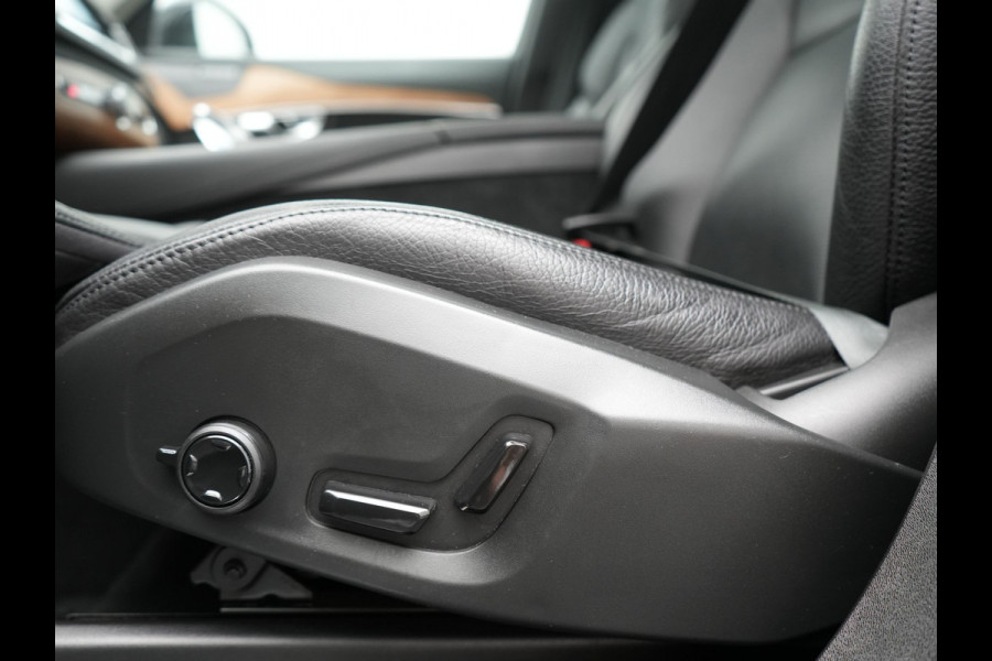 Volvo XC90 T8 Recharge AWD Plus Bright 7 Persoons LONG RANGE PHEV 455pk Dealer O.H. | Panodak | Adaptive Cruise | 360 Camera | Harman / Kardon | Lederen Sportstoelen Memory & Verwarmd | Keyless | Blis | Stuur Verwarmd | Apple Carplay | Navigatie | DAB | Plug In Hybrid |