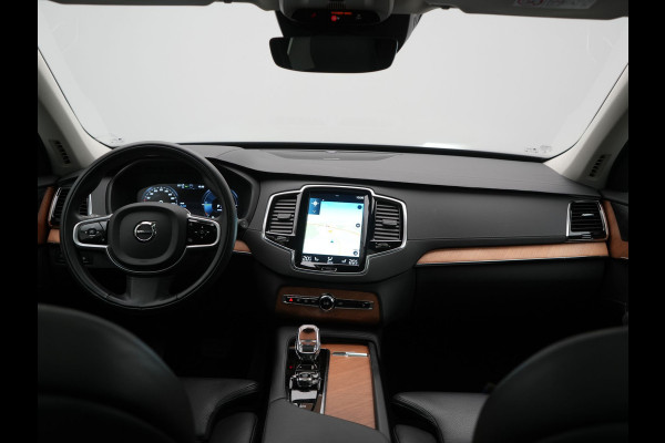Volvo XC90 T8 Recharge AWD Plus Bright 7 Persoons LONG RANGE PHEV 455pk Dealer O.H. | Panodak | Adaptive Cruise | 360 Camera | Harman / Kardon | Lederen Sportstoelen Memory & Verwarmd | Keyless | Blis | Stuur Verwarmd | Apple Carplay | Navigatie | DAB | Plug In Hybrid |