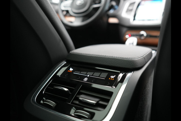 Volvo XC90 T8 Recharge AWD Plus Bright 7 Persoons LONG RANGE PHEV 455pk Dealer O.H. | Panodak | Adaptive Cruise | 360 Camera | Harman / Kardon | Lederen Sportstoelen Memory & Verwarmd | Keyless | Blis | Stuur Verwarmd | Apple Carplay | Navigatie | DAB | Plug In Hybrid |