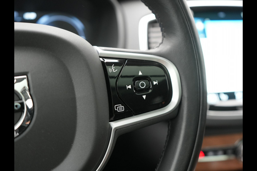 Volvo XC90 T8 Recharge AWD Plus Bright 7 Persoons LONG RANGE PHEV 455pk Dealer O.H. | Panodak | Adaptive Cruise | 360 Camera | Harman / Kardon | Lederen Sportstoelen Memory & Verwarmd | Keyless | Blis | Stuur Verwarmd | Apple Carplay | Navigatie | DAB | Plug In Hybrid |