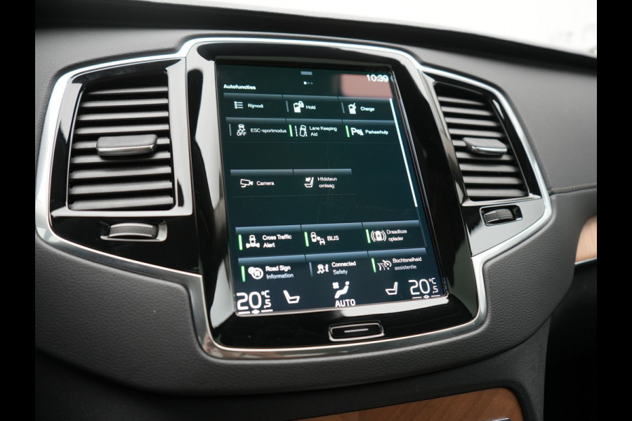 Volvo XC90 T8 Recharge AWD Plus Bright 7 Persoons LONG RANGE PHEV 455pk Dealer O.H. | Panodak | Adaptive Cruise | 360 Camera | Harman / Kardon | Lederen Sportstoelen Memory & Verwarmd | Keyless | Blis | Stuur Verwarmd | Apple Carplay | Navigatie | DAB | Plug In Hybrid |