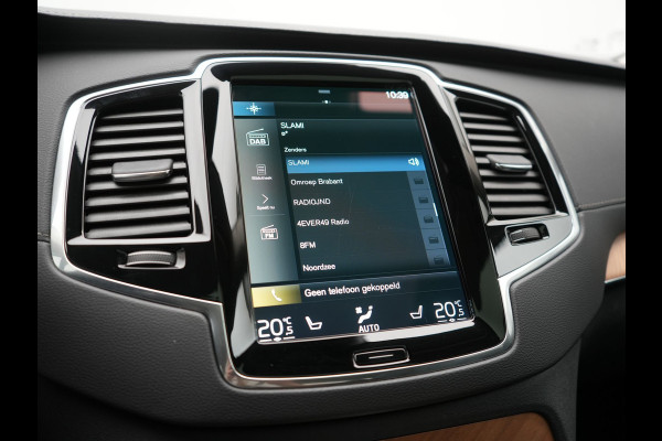 Volvo XC90 T8 Recharge AWD Plus Bright 7 Persoons LONG RANGE PHEV 455pk Dealer O.H. | Panodak | Adaptive Cruise | 360 Camera | Harman / Kardon | Lederen Sportstoelen Memory & Verwarmd | Keyless | Blis | Stuur Verwarmd | Apple Carplay | Navigatie | DAB | Plug In Hybrid |