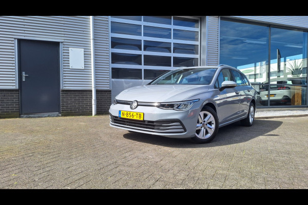 Volkswagen Golf Variant 1.0 TSI Life/Navigatie/Ecc/Cruise/Lm/Camera/Enz