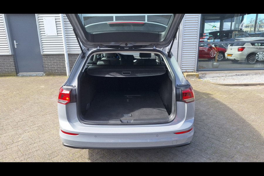 Volkswagen Golf Variant 1.0 TSI Life/Navigatie/Ecc/Cruise/Lm/Camera/Enz