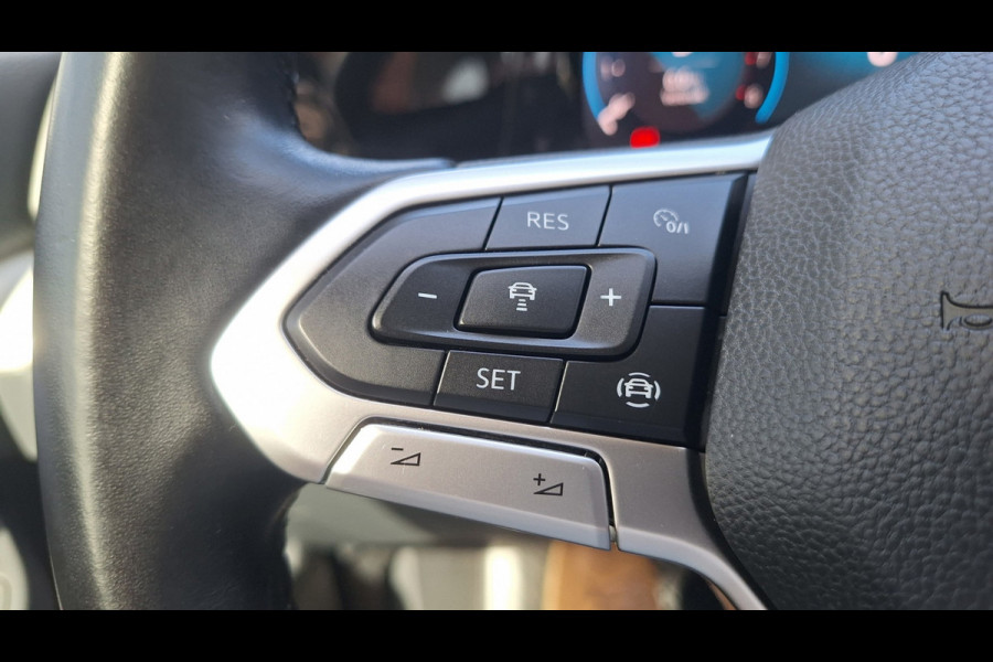Volkswagen Golf Variant 1.0 TSI Life/Navigatie/Ecc/Cruise/Lm/Camera/Enz