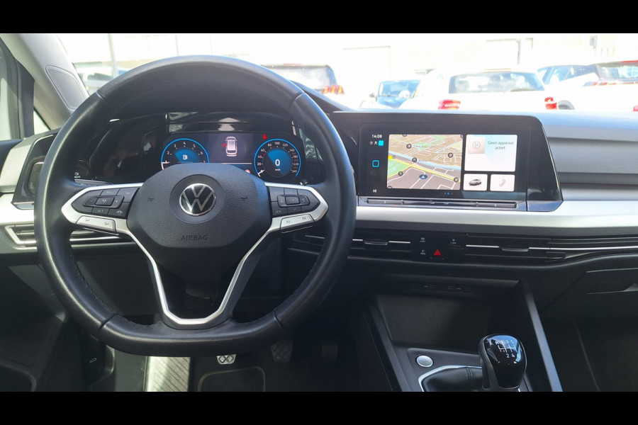 Volkswagen Golf Variant 1.0 TSI Life/Navigatie/Ecc/Cruise/Lm/Camera/Enz