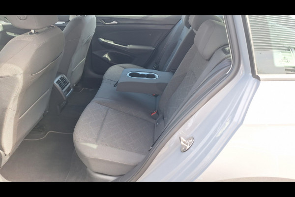 Volkswagen Golf Variant 1.0 TSI Life/Navigatie/Ecc/Cruise/Lm/Camera/Enz