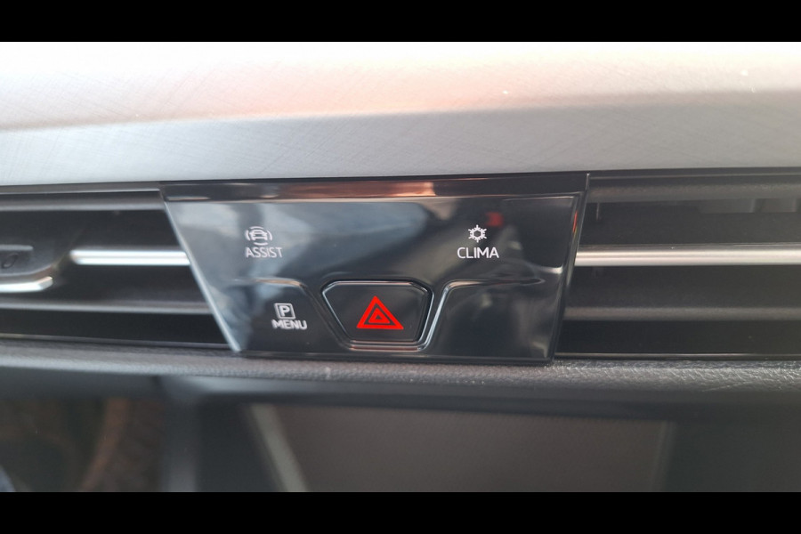 Volkswagen Golf Variant 1.0 TSI Life/Navigatie/Ecc/Cruise/Lm/Camera/Enz
