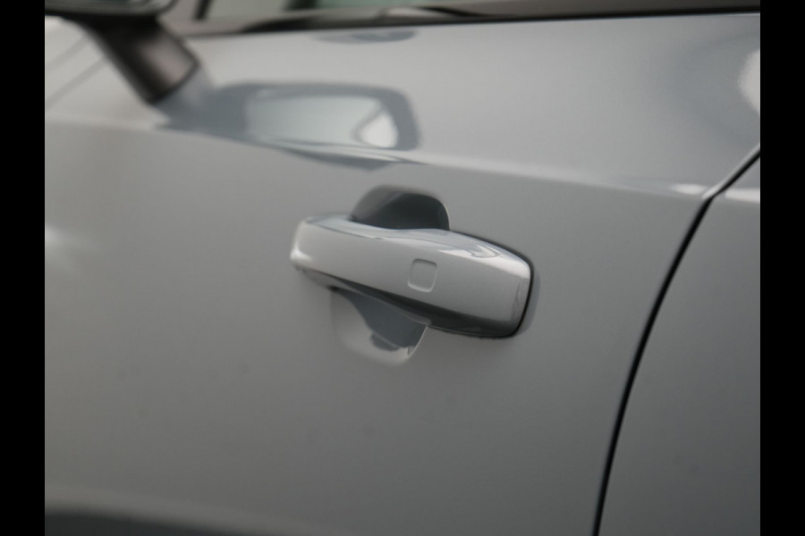 Volvo XC90 T8 Recharge AWD Plus Dark 7 Persoons LONG RANGE PHEV 455pk Dealer O.H. | Trekhaak Af Fabriek | Luchtvering | Adaptive Cruise | 360 Camera | Harman / Kardon | Lederen Sportstoelen Memory & Ventilatie | Keyless | Blis | Google Assistent | Stuur & Stoelen Verwarmd  | Plug In Hybrid |