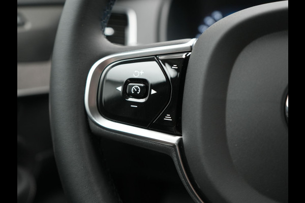 Volvo XC90 T8 Recharge AWD Plus Dark 7 Persoons LONG RANGE PHEV 455pk Dealer O.H. | Trekhaak Af Fabriek | Luchtvering | Adaptive Cruise | 360 Camera | Harman / Kardon | Lederen Sportstoelen Memory & Ventilatie | Keyless | Blis | Google Assistent | Stuur & Stoelen Verwarmd  | Plug In Hybrid |