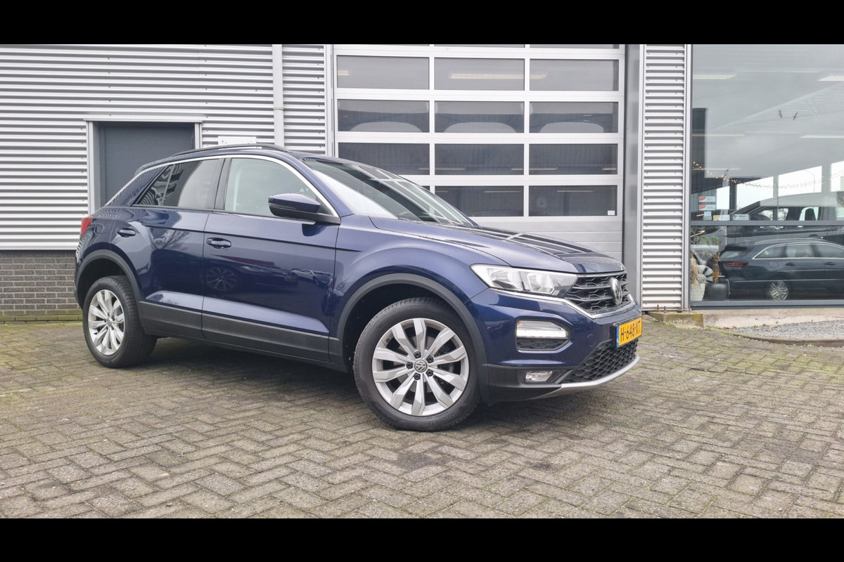 Volkswagen T-Roc 1.5 TSI Sport Automaat*Nav*Pdc*Cruise*Trekhaak*Enz