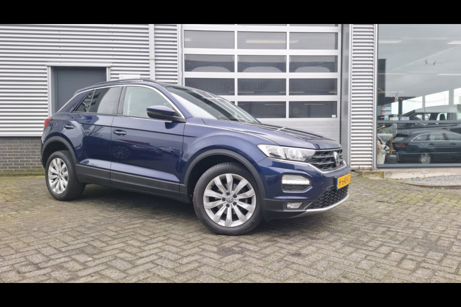 Volkswagen T-Roc 1.5 TSI Sport Automaat*Nav*Pdc*Cruise*Trekhaak*Enz
