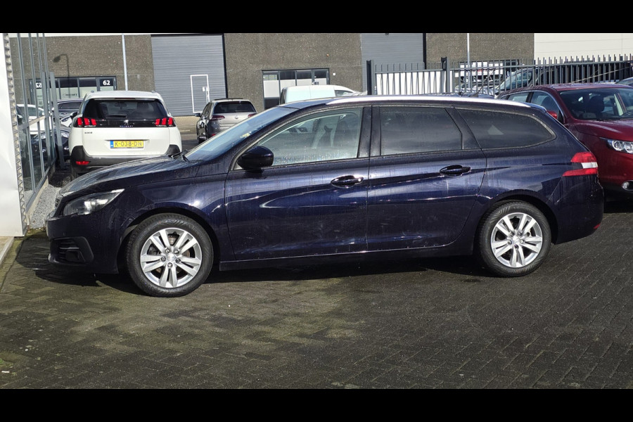 Peugeot 308 SW 1.2 PureTech Blue Lease Executive