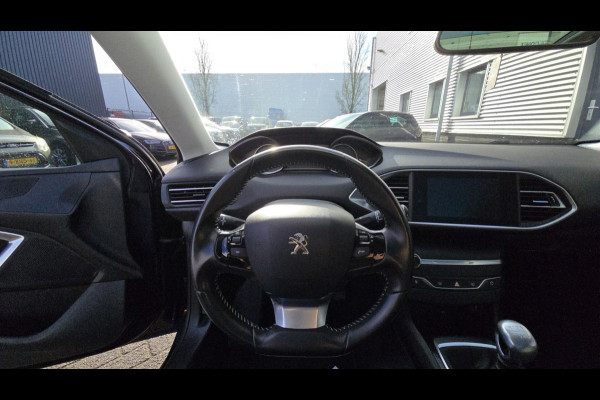 Peugeot 308 SW 1.2 PureTech Blue Lease Executive