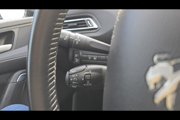 Peugeot 308 SW 1.2 PureTech Blue Lease Executive