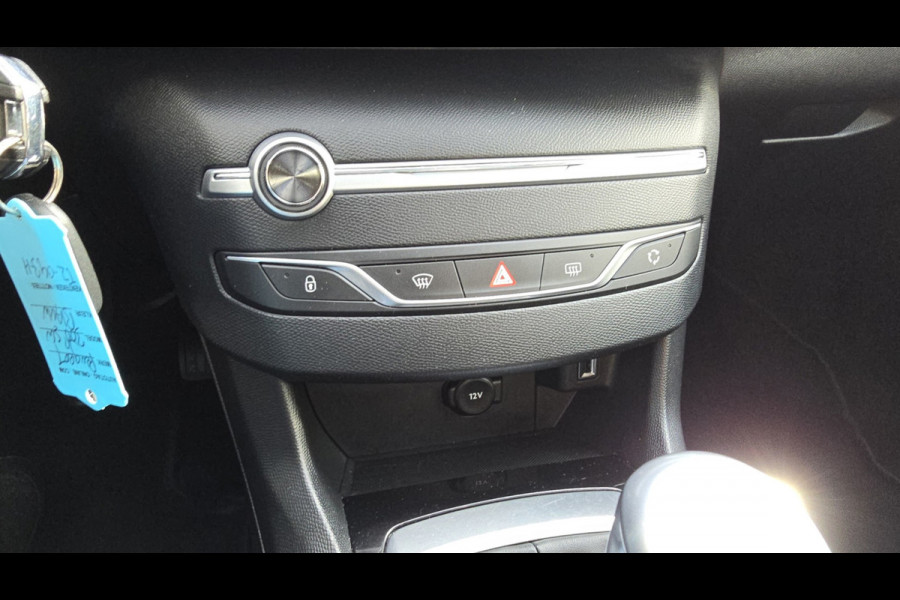 Peugeot 308 SW 1.2 PureTech Blue Lease Executive