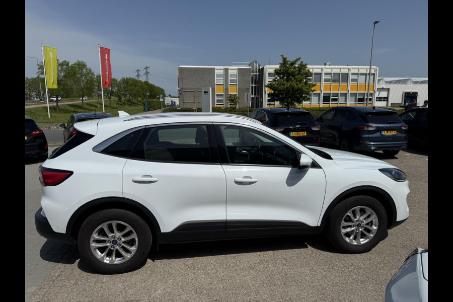 Ford Kuga 2.5 Duratec FHEV Titanium CVT 190pk | Winter Pack | Head Up Display | Trekhaak