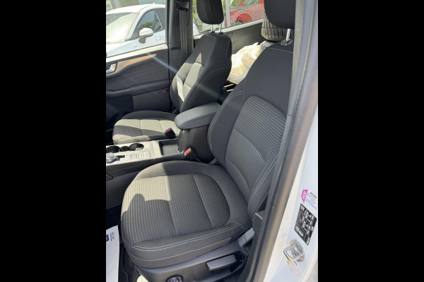 Ford Kuga 2.5 Duratec FHEV Titanium CVT 190pk | Winter Pack | Head Up Display | Trekhaak