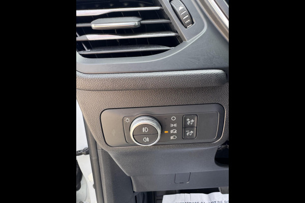 Ford Kuga 2.5 Duratec FHEV Titanium CVT 190pk | Winter Pack | Head Up Display | Trekhaak