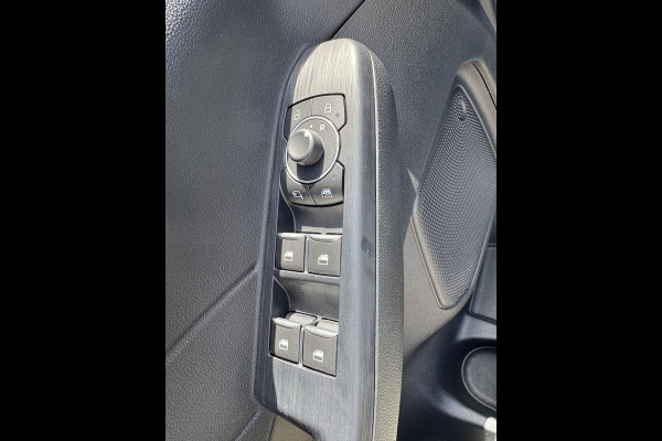 Ford Kuga 2.5 Duratec FHEV Titanium CVT 190pk | Winter Pack | Head Up Display | Trekhaak