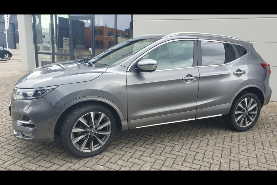 Nissan QASHQAI 1.3 DIG-T Tekna +