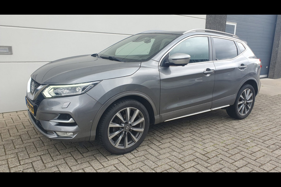Nissan QASHQAI 1.3 DIG-T Tekna +