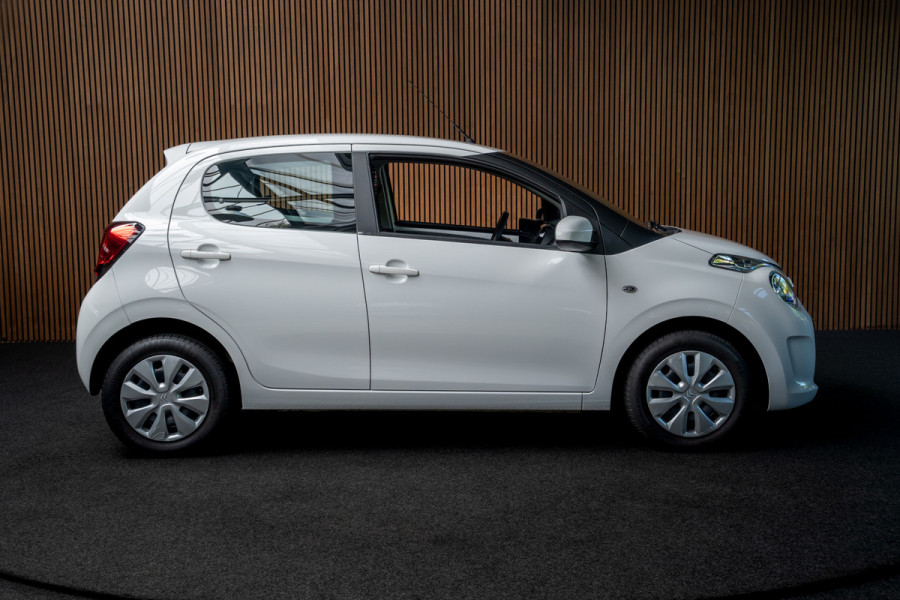 Citroën C1 1.0 VTi Camera LED Airco Cruise C. Stoelverwarm. Navi Apple Carplay Android Auto BTW auto! 1e Eigenaar! Dealer onderhouden!