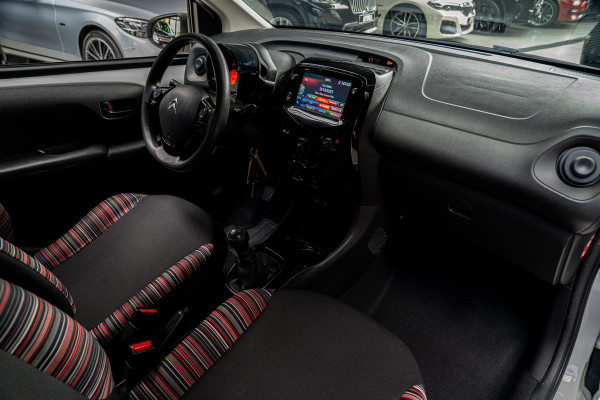 Citroën C1 1.0 VTi Camera LED Airco Cruise C. Stoelverwarm. Navi Apple Carplay Android Auto BTW auto! 1e Eigenaar! Dealer onderhouden!