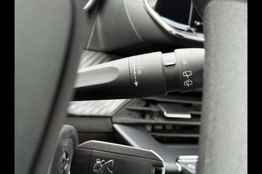 Peugeot 208 1.2 PureTech Like 1e Eigenaar,Apple Carplay/Android Auto,Navi,Clima,Cruise,Weinig Km,Zeer Zuinig,Apk tot 07-2027