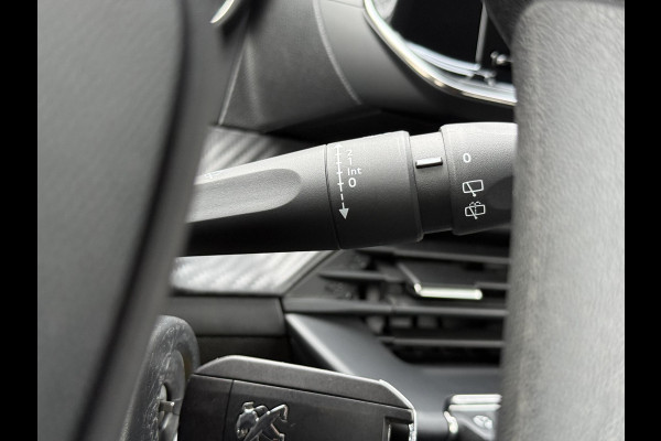 Peugeot 208 1.2 PureTech Like 1e Eigenaar,Apple Carplay/Android Auto,Navi,Clima,Cruise,Weinig Km,Zeer Zuinig,Apk tot 07-2027