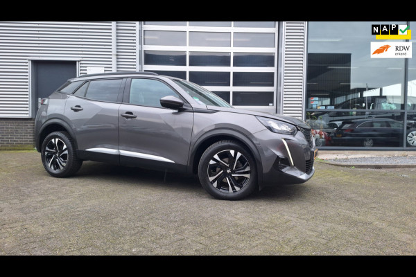 Peugeot 2008 1.2 PureTech Blue Lease Allure*Navigatie*Trekhaak*Camera*Lm Velgen*Enz