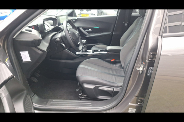 Peugeot 2008 1.2 PureTech Blue Lease Allure*Navigatie*Trekhaak*Camera*Lm Velgen*Enz
