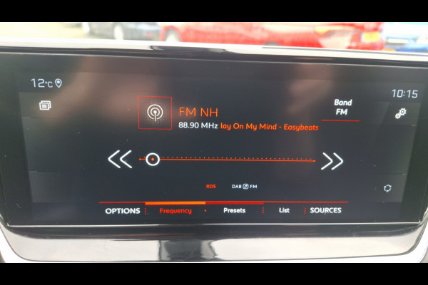 Peugeot 2008 1.2 PureTech Blue Lease Allure*Navigatie*Trekhaak*Camera*Lm Velgen*Enz