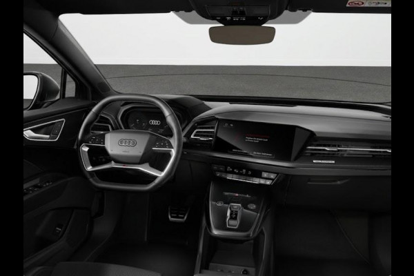 Audi Q4 e-tron 45 S edition Competition 82 kWh 286 pk | Assistentiepakket plus | Comfortpakket | Glazen panoramadak |  Lichtpakket plus ambient light |