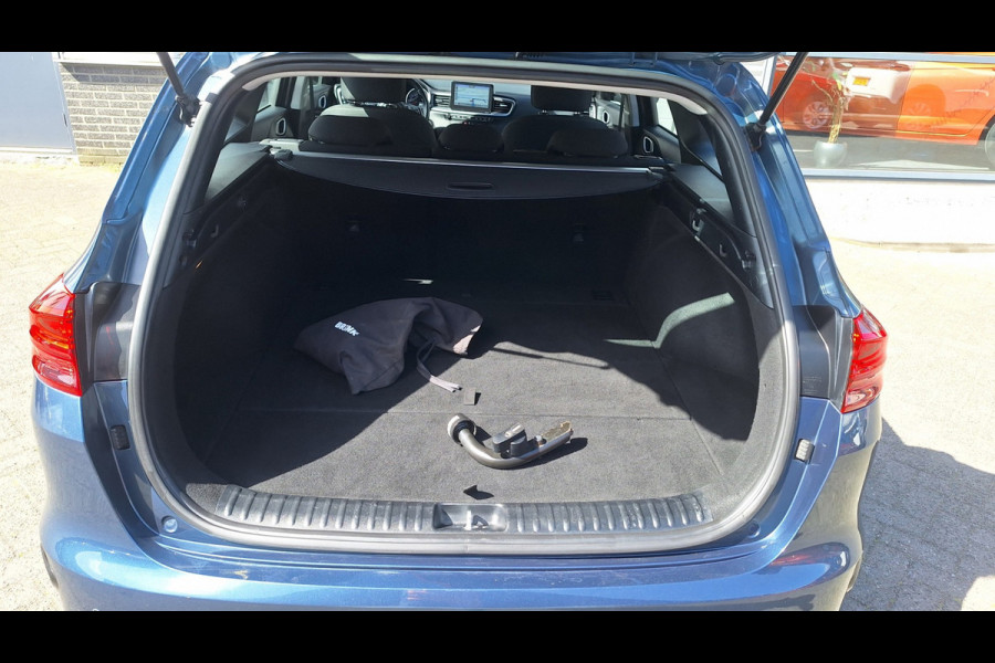 Kia Ceed Sportswagon 1.4 T-GDi DynamicLine/Automaat/Navigatie/Camera/Afn Trekhaak/Enz