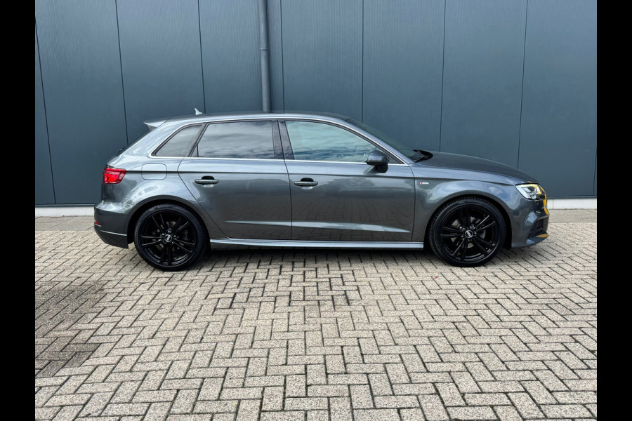 Audi A3 Sportback 1.5 TFSI Automaat S Line Edition * Optiek Zwart * Navigatie * Cruise Control *