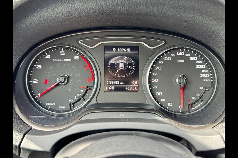 Audi A3 Sportback 1.5 TFSI Automaat S Line Edition * Optiek Zwart * Navigatie * Cruise Control *