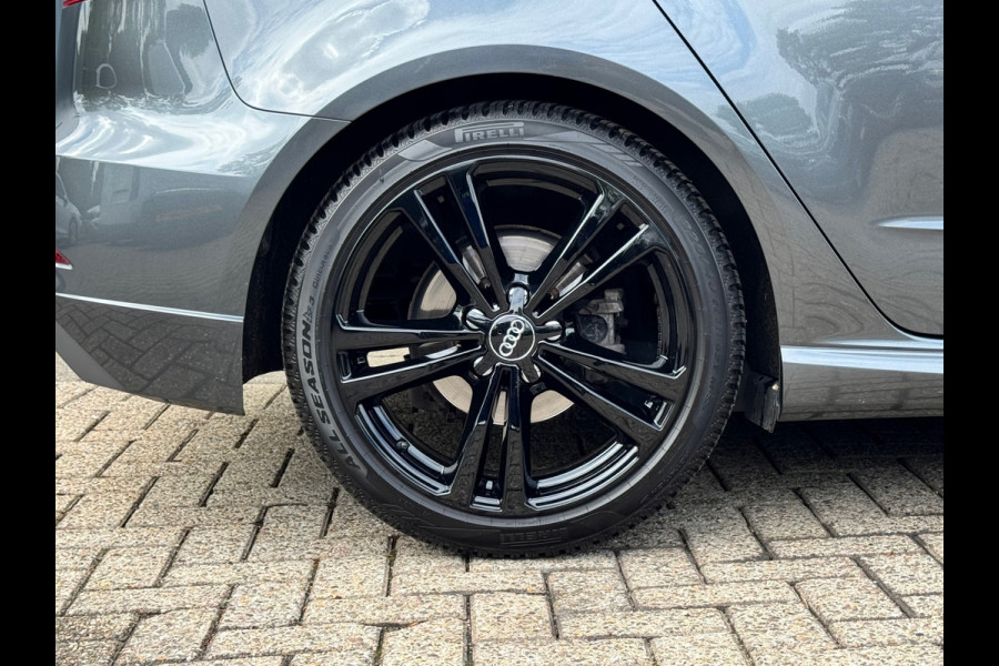 Audi A3 Sportback 1.5 TFSI Automaat S Line Edition * Optiek Zwart * Navigatie * Cruise Control *