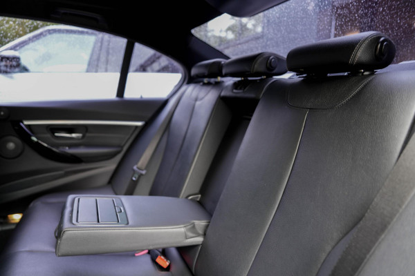 BMW 3-serie 340i M Sport Edition | Memory | Climate | Leder | M-Performance Uitlaat Systeem