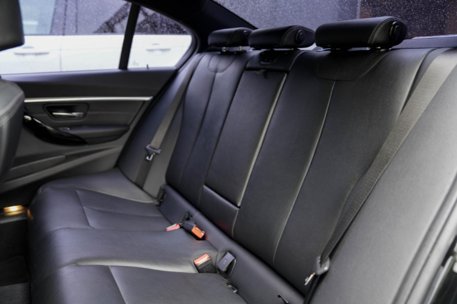 BMW 3-serie 340i M Sport Edition | Memory | Climate | Leder | M-Performance Uitlaat Systeem